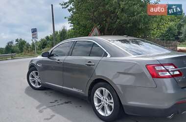 Седан Ford Taurus 2012 в Белогородке