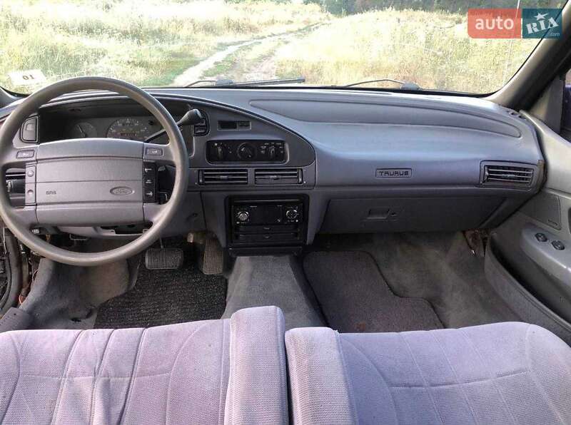 Седан Ford Taurus 1993 в Кропивницькому фото 11 Седан Ford Taurus 1993 в Кропивницькому