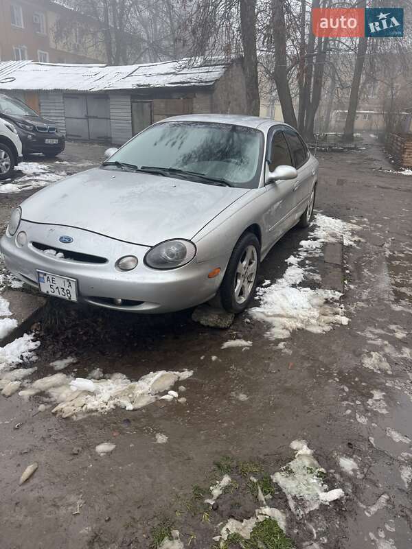Седан Ford Taurus 1995 в Днепре