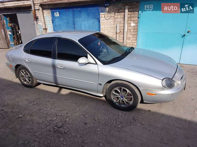 Седан Ford Taurus 1996 в Запоріжжі фото Седан Ford Taurus 1996 в Запоріжжі