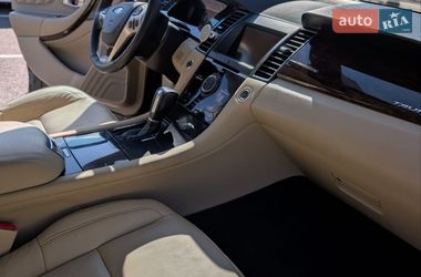 Седан Ford Taurus 2017 в Николаеве