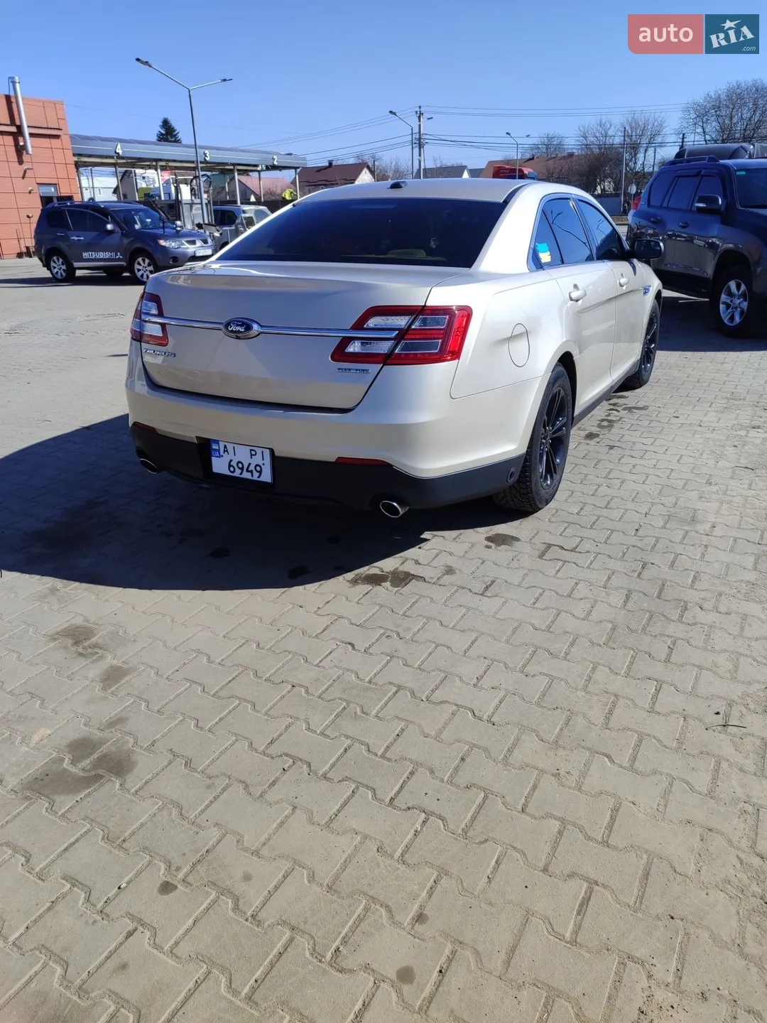 2017 Ford Taurus - мініатюра 7