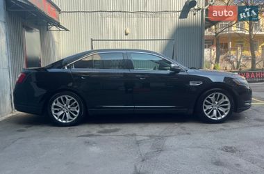 Седан Ford Taurus 2016 в Киеве