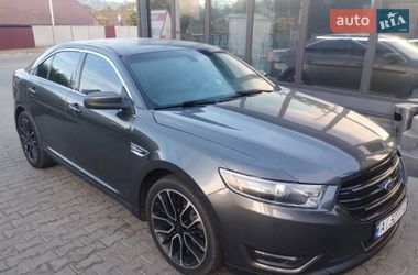 Седан Ford Taurus 2017 в Києві