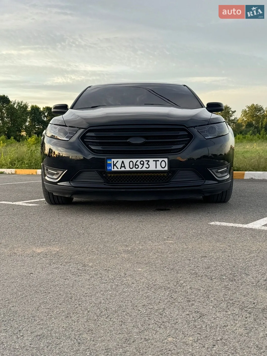 Ford Taurus 2016