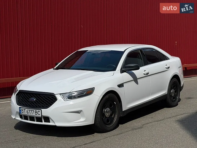 Ford Taurus 2017