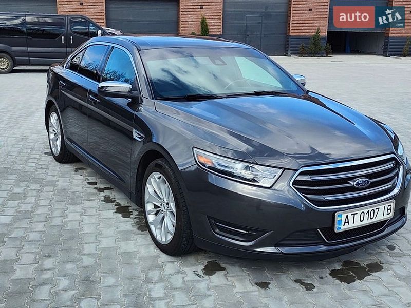 Седан Ford Taurus 2018 в Снятині
