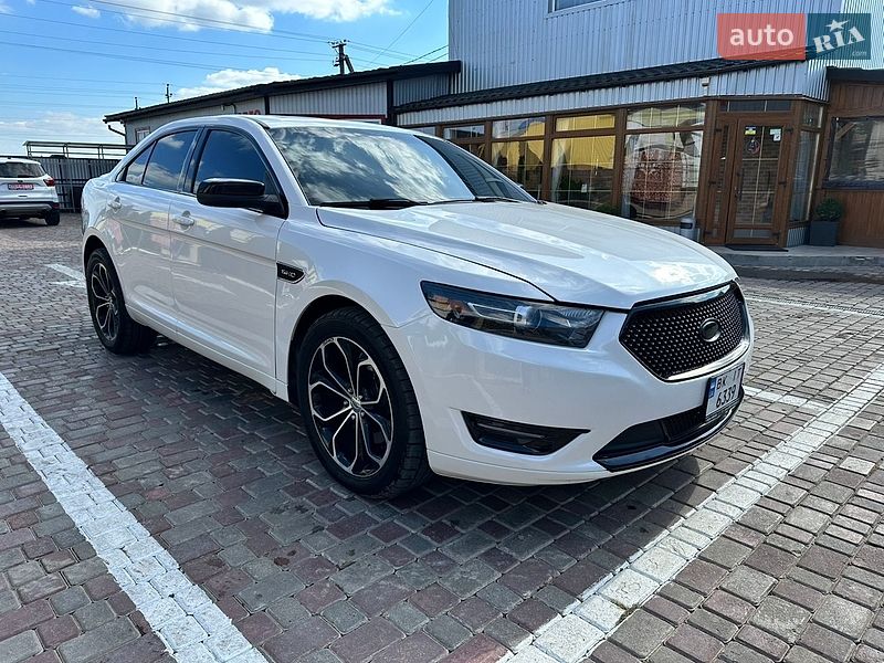 Ford Taurus 2013