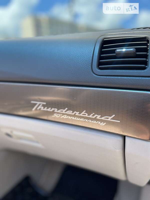 Кабриолет Ford Thunderbird 2005 в Хмельницком