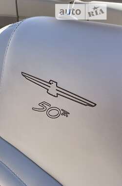 Кабриолет Ford Thunderbird 2005 в 