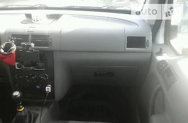 Вантажопасажирський фургон Ford Tourneo Connect 2002 в Херсоні