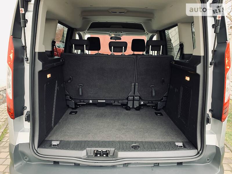 Універсал Ford Tourneo Connect 2014 в Луцьку