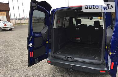Вантажопасажирський фургон Ford Tourneo Connect 2015 в 