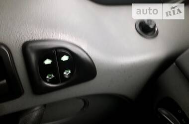 Універсал Ford Tourneo Connect 2005 в 