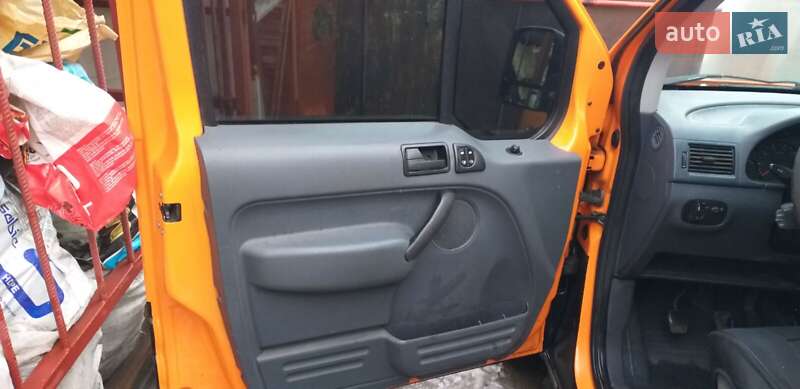 Универсал Ford Tourneo Connect 2007 в Буче