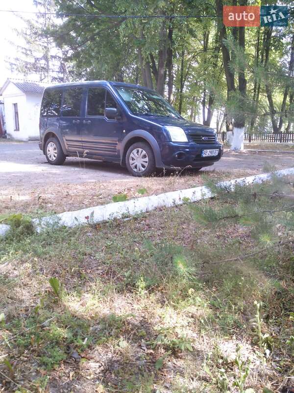 Минивэн Ford Tourneo Connect 2010 в Черновцах