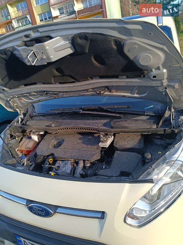 Микровэн Ford Tourneo Connect 2017 в Калуше