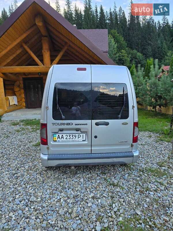 Минивэн Ford Tourneo Connect 2013 в Киеве