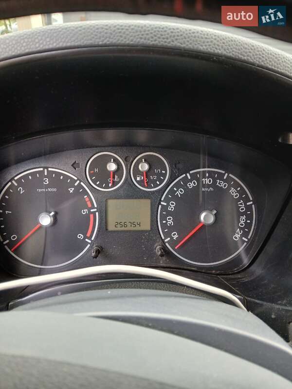 Минивэн Ford Tourneo Connect 2012 в Львове