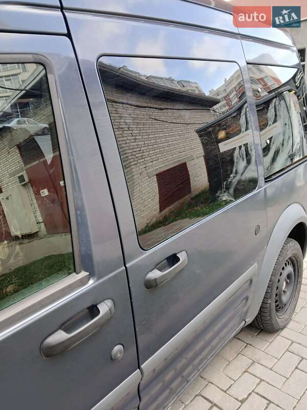 Минивэн Ford Tourneo Connect 2012 в Львове