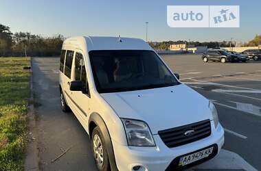 Минивэн Ford Tourneo Connect 2013 в Киеве