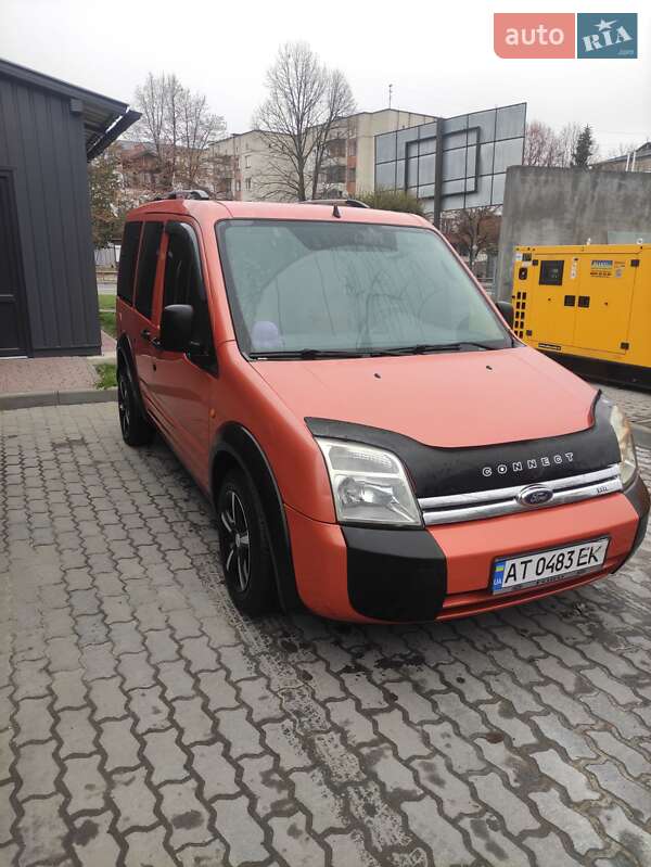 Минивэн Ford Tourneo Connect 2007 в 