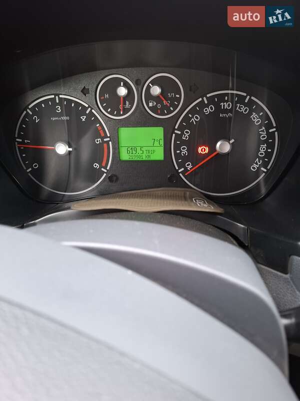 Минивэн Ford Tourneo Connect 2012 в Харькове