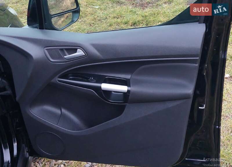 Минивэн Ford Tourneo Connect 2017 в Тысменице фото 22 Минивэн Ford Tourneo Connect 2017 в Тысменице