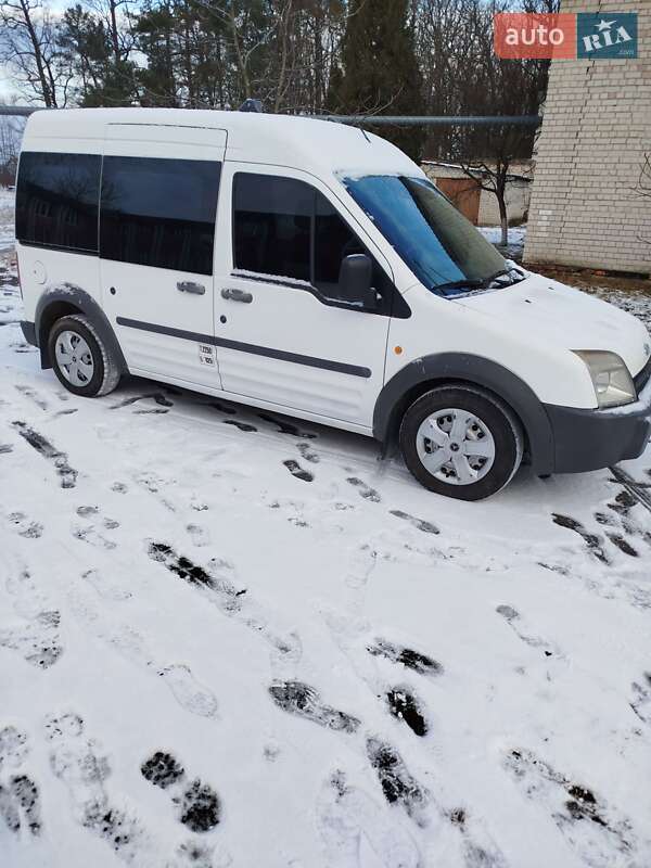 Мінівен Ford Tourneo Connect 2004 в Вараші