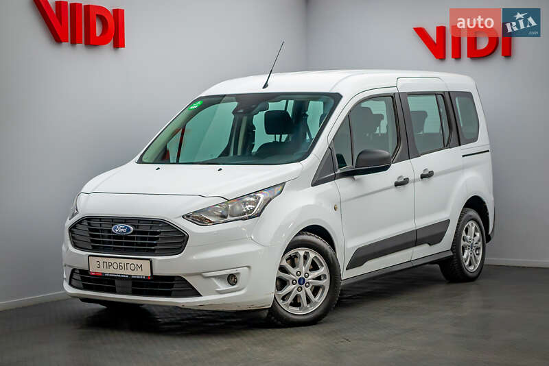 Минивэн Ford Tourneo Connect 2019 в 