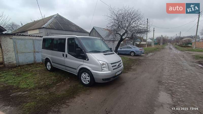 Минивэн Ford Tourneo Connect 2013 в Синельниково