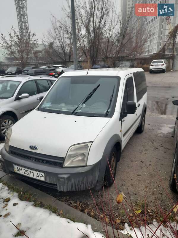 Мінівен Ford Tourneo Connect 2005 в Києві фото Мінівен Ford Tourneo Connect 2005 в Києві