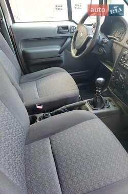 Минивэн Ford Tourneo Connect 2003 в 