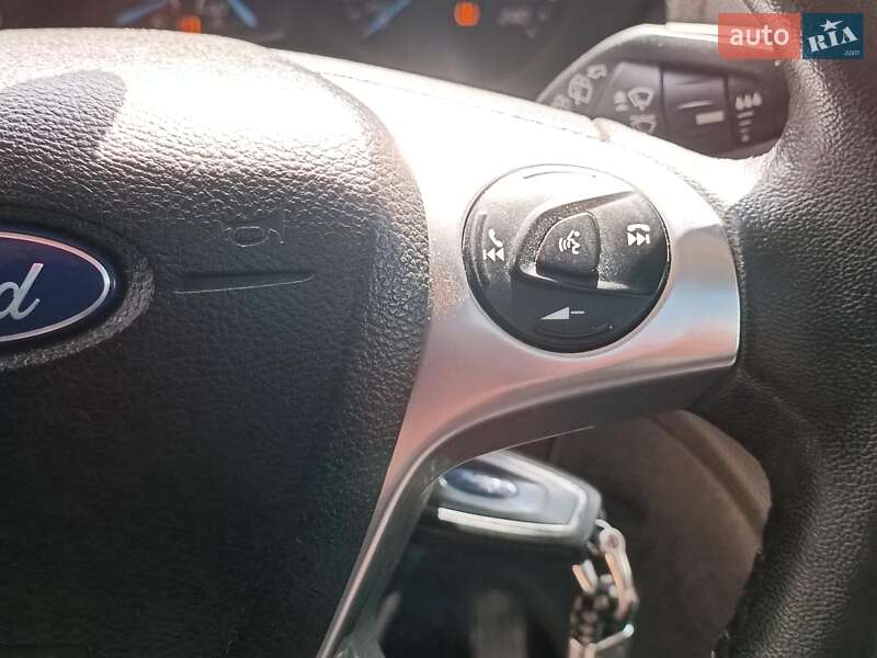 Мінівен Ford Tourneo Connect 2014 в Харкові