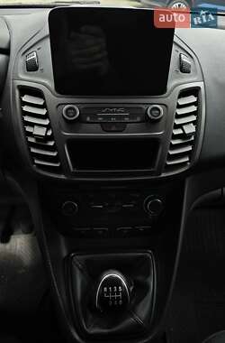 Минивэн Ford Tourneo Connect 2019 в 