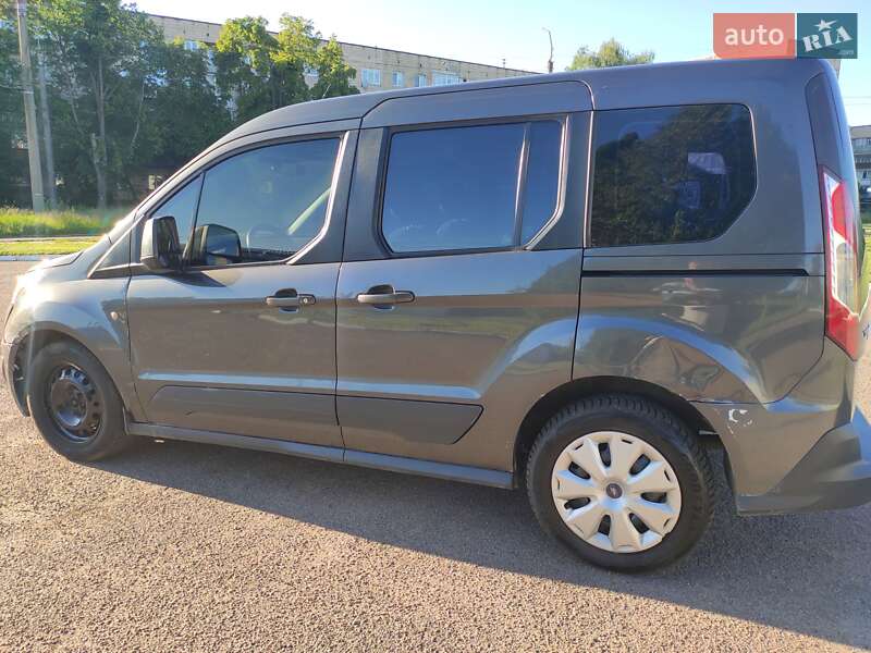 Минивэн Ford Tourneo Connect 2016 в Ровно