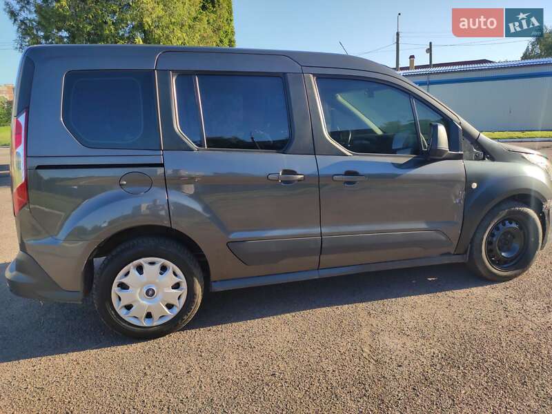 Минивэн Ford Tourneo Connect 2016 в Ровно