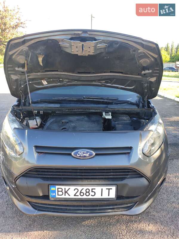 Минивэн Ford Tourneo Connect 2016 в Ровно