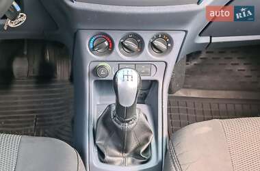 Минивэн Ford Tourneo Connect 2012 в 