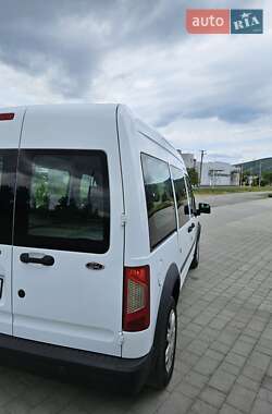 Минивэн Ford Tourneo Connect 2011 в 