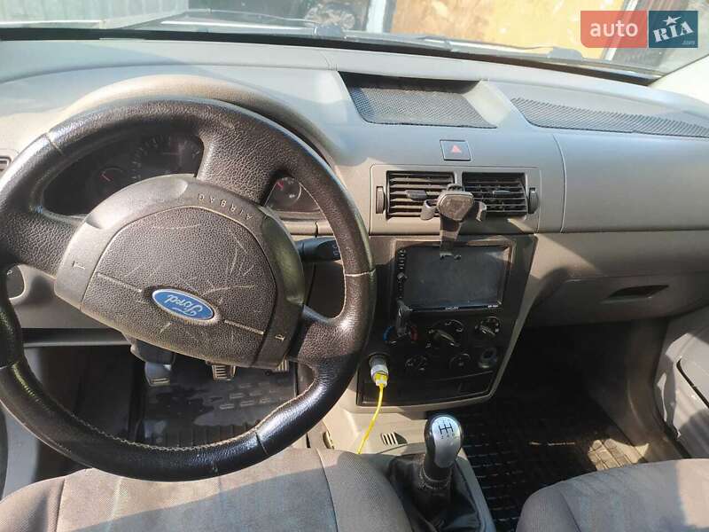 Минивэн Ford Tourneo Connect 2006 в Ровно