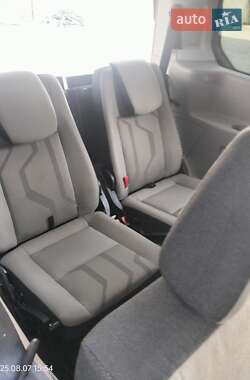 Минивэн Ford Tourneo Connect 2015 в 