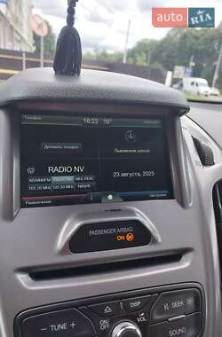 Минивэн Ford Tourneo Connect 2015 в 