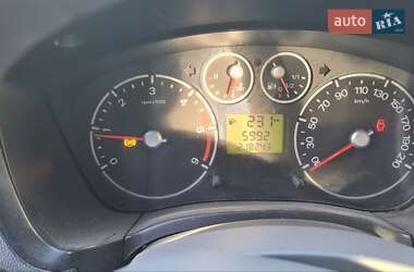 Минивэн Ford Tourneo Connect 2013 в 