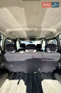 Минивэн Ford Tourneo Connect 2004 в 