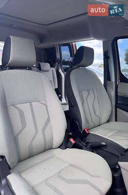 Мінівен Ford Tourneo Connect 2014 в 