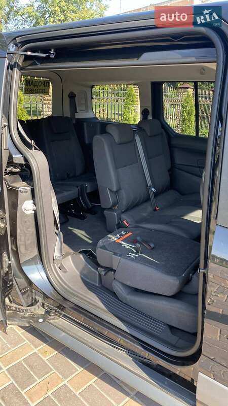 Минивэн Ford Tourneo Connect 2015 в Валках