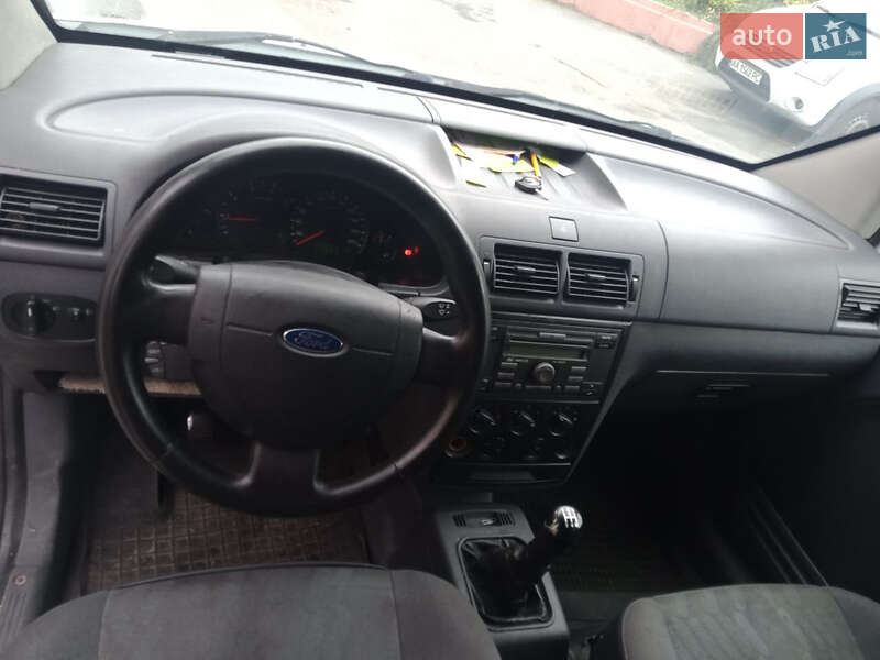 Мінівен Ford Tourneo Connect 2007 в Києві