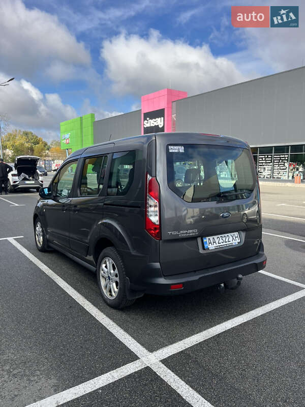 Минивэн Ford Tourneo Connect 2019 в Киеве фото 8 Минивэн Ford Tourneo Connect 2019 в Киеве