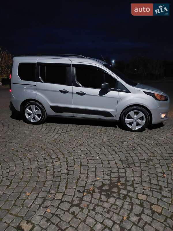 Мінівен Ford Tourneo Connect 2018 в Львові